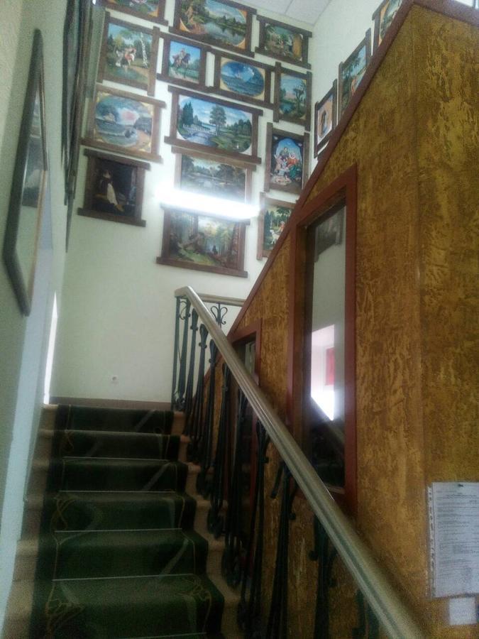 EuroLux Hotel Poltava Buitenkant foto
