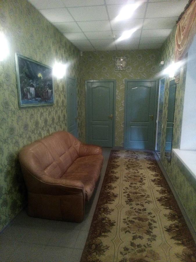 EuroLux Hotel Poltava Buitenkant foto