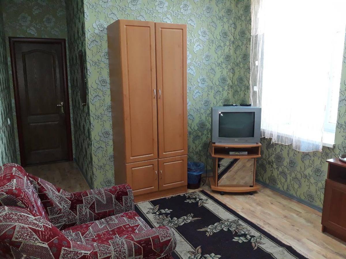 EuroLux Hotel Poltava Buitenkant foto