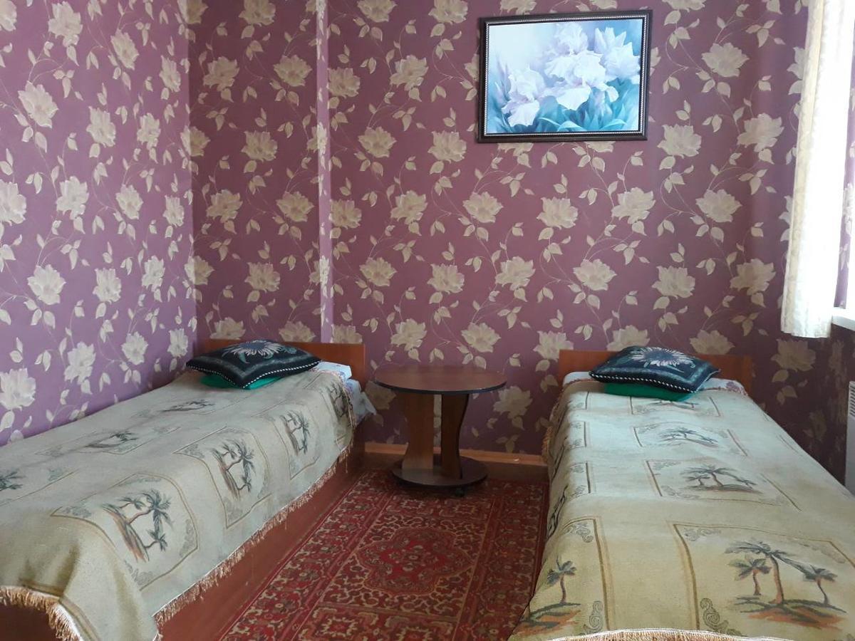 EuroLux Hotel Poltava Buitenkant foto
