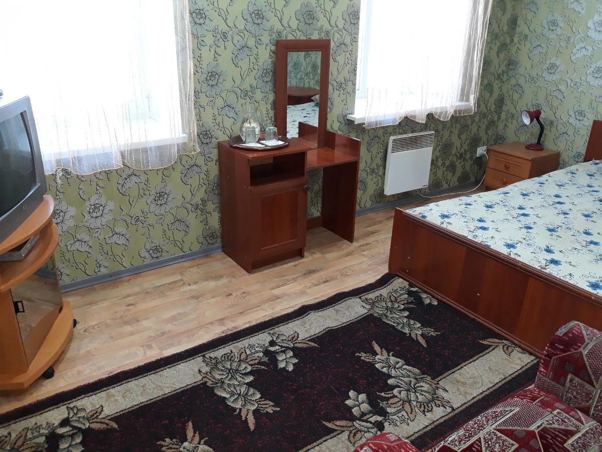 EuroLux Hotel Poltava Buitenkant foto