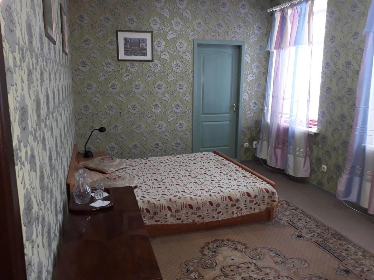 EuroLux Hotel Poltava Buitenkant foto